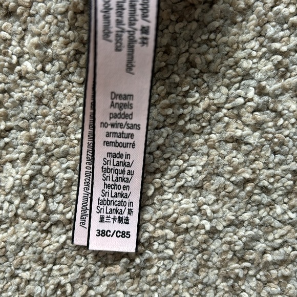 Victoria’s Secret Dream Angels Bra, 38C - Picture 6 of 6
